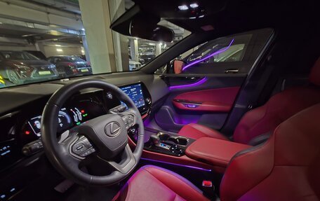 Lexus NX, 2022 год, 5 850 000 рублей, 10 фотография