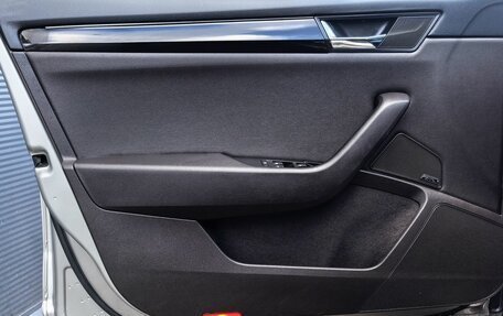 Skoda Superb III рестайлинг, 2016 год, 1 749 000 рублей, 11 фотография
