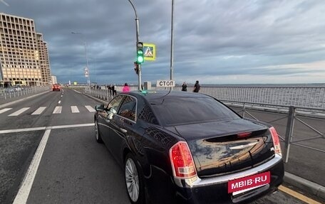 Chrysler 300C II, 2012 год, 1 800 000 рублей, 2 фотография