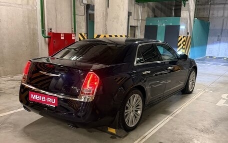 Chrysler 300C II, 2012 год, 1 800 000 рублей, 6 фотография