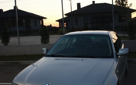 BMW 3 серия, 2003 год, 790 000 рублей, 1 фотография