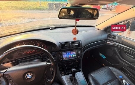 BMW 5 серия, 2000 год, 900 000 рублей, 16 фотография