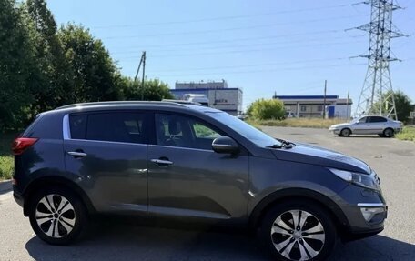 KIA Sportage III, 2011 год, 990 000 рублей, 2 фотография