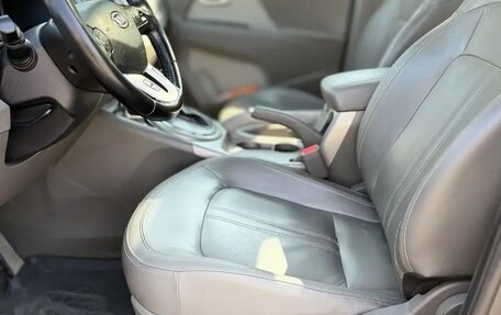 KIA Sportage III, 2011 год, 990 000 рублей, 11 фотография