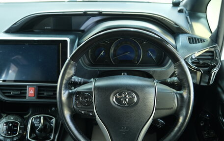 Toyota Esquire I, 2019 год, 2 599 000 рублей, 12 фотография