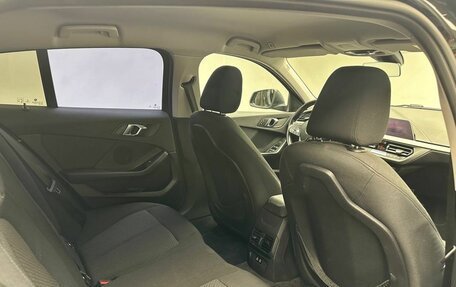 BMW 1 серия, 2019 год, 2 278 000 рублей, 11 фотография
