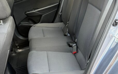 Hyundai Solaris II рестайлинг, 2017 год, 1 300 000 рублей, 28 фотография