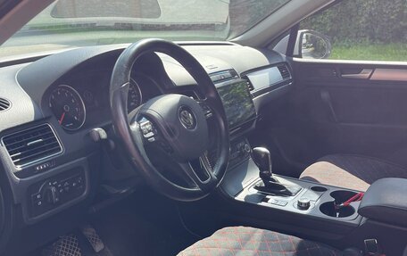 Volkswagen Touareg III, 2014 год, 2 350 000 рублей, 6 фотография