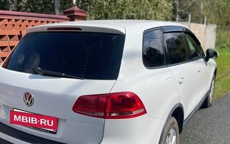 Volkswagen Touareg III, 2014 год, 2 350 000 рублей, 2 фотография