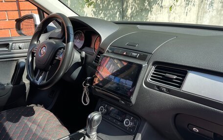 Volkswagen Touareg III, 2014 год, 2 350 000 рублей, 8 фотография