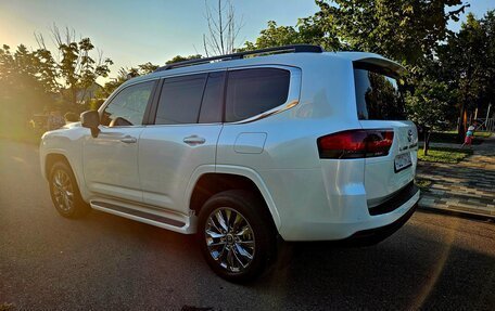 Toyota Land Cruiser, 2024 год, 10 900 000 рублей, 7 фотография