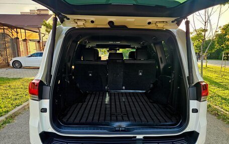 Toyota Land Cruiser, 2024 год, 10 900 000 рублей, 14 фотография