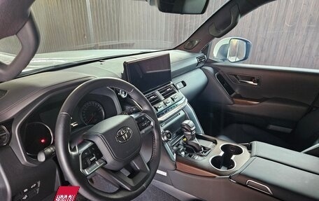 Toyota Land Cruiser, 2024 год, 10 900 000 рублей, 10 фотография