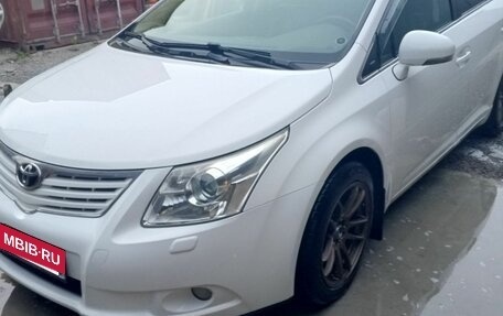 Toyota Avensis III рестайлинг, 2011 год, 1 000 000 рублей, 3 фотография