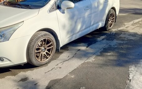 Toyota Avensis III рестайлинг, 2011 год, 1 000 000 рублей, 12 фотография