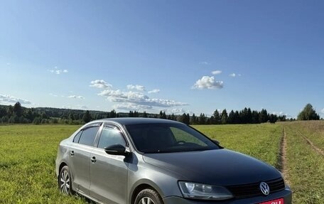Volkswagen Jetta VI, 2011 год, 689 000 рублей, 4 фотография