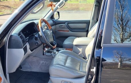 Toyota Land Cruiser 100 рестайлинг 2, 2007 год, 1 990 000 рублей, 7 фотография