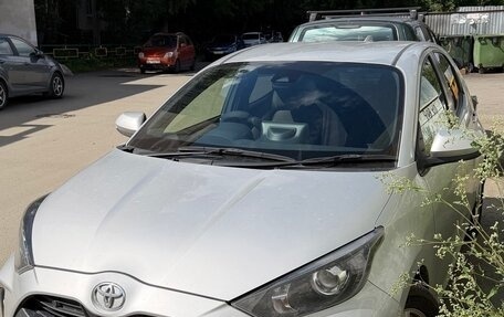 Toyota Yaris, 2020 год, 1 250 000 рублей, 6 фотография