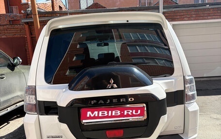 Mitsubishi Pajero IV, 2015 год, 2 990 000 рублей, 3 фотография