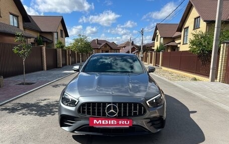 Mercedes-Benz E-Класс, 2020 год, 5 200 000 рублей, 2 фотография