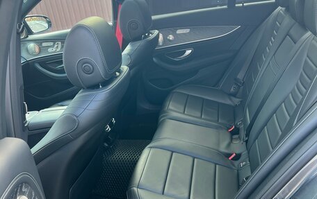 Mercedes-Benz E-Класс, 2020 год, 5 200 000 рублей, 10 фотография