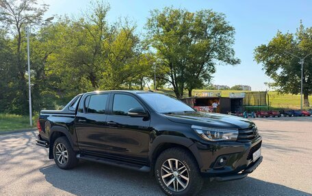 Toyota Hilux VIII, 2017 год, 3 400 000 рублей, 3 фотография