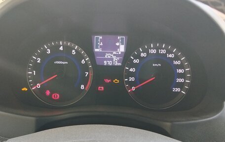 Hyundai Solaris II рестайлинг, 2016 год, 1 200 000 рублей, 8 фотография