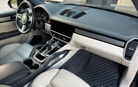 Porsche Cayenne III, 2018 год, 9 500 000 рублей, 18 фотография