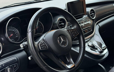 Mercedes-Benz V-Класс, 2017 год, 4 600 000 рублей, 8 фотография