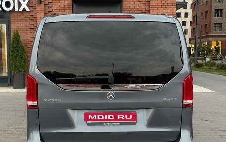 Mercedes-Benz V-Класс, 2017 год, 4 600 000 рублей, 5 фотография
