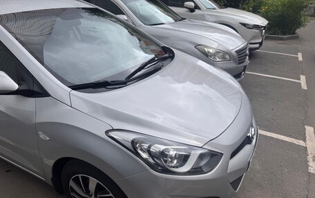 Hyundai i30 II рестайлинг, 2013 год, 750 000 рублей, 2 фотография