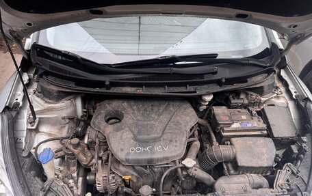Hyundai i30 II рестайлинг, 2013 год, 750 000 рублей, 19 фотография