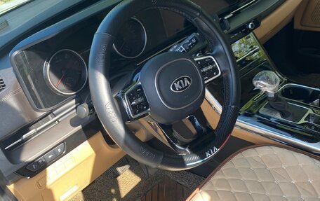 KIA Carnival, 2021 год, 3 400 000 рублей, 13 фотография