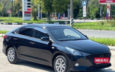 Hyundai Solaris II рестайлинг, 2020 год, 1 670 000 рублей, 3 фотография