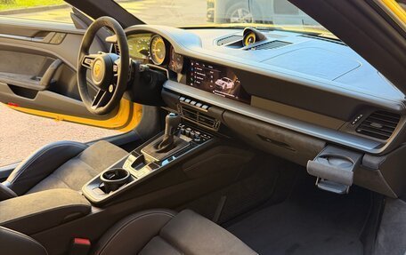 Porsche 911 GT3, 2022 год, 19 400 000 рублей, 17 фотография
