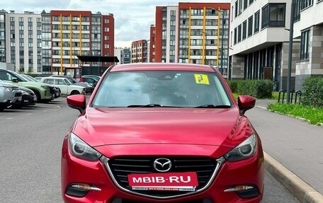 Mazda Axela, 2017 год, 1 100 000 рублей, 2 фотография