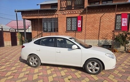 Hyundai Elantra V, 2010 год, 750 000 рублей, 4 фотография