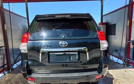 Toyota Land Cruiser Prado 150 рестайлинг 2, 2012 год, 2 700 000 рублей, 9 фотография
