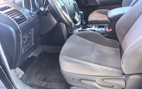 Toyota Land Cruiser Prado 150 рестайлинг 2, 2012 год, 2 700 000 рублей, 4 фотография