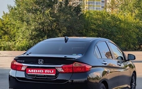 Honda Grace I, 2015 год, 1 220 000 рублей, 4 фотография