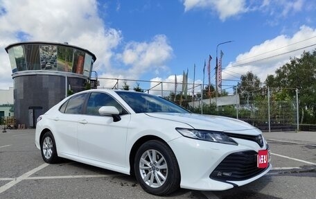 Toyota Camry, 2019 год, 2 499 999 рублей, 1 фотография