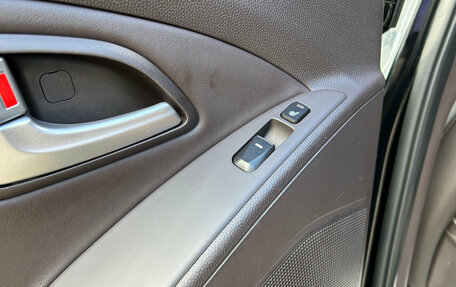 Hyundai ix35 I рестайлинг, 2013 год, 980 000 рублей, 17 фотография