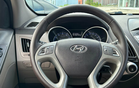 Hyundai ix35 I рестайлинг, 2013 год, 980 000 рублей, 10 фотография