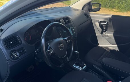 Volkswagen Polo VI (EU Market), 2015 год, 1 250 000 рублей, 13 фотография
