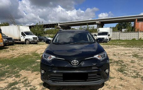 Toyota RAV4, 2017 год, 1 390 000 рублей, 2 фотография