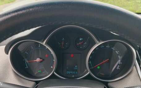 Chevrolet Cruze II, 2013 год, 990 000 рублей, 8 фотография