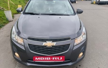 Chevrolet Cruze II, 2013 год, 990 000 рублей, 3 фотография