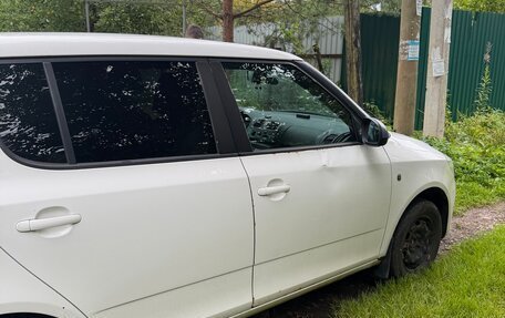 Skoda Fabia II, 2011 год, 350 000 рублей, 4 фотография