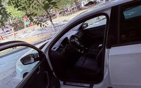 Skoda Rapid I, 2015 год, 770 000 рублей, 20 фотография