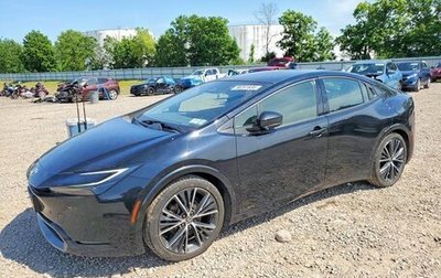 Toyota Prius IV XW50, 2023 год, 2 670 000 рублей, 1 фотография